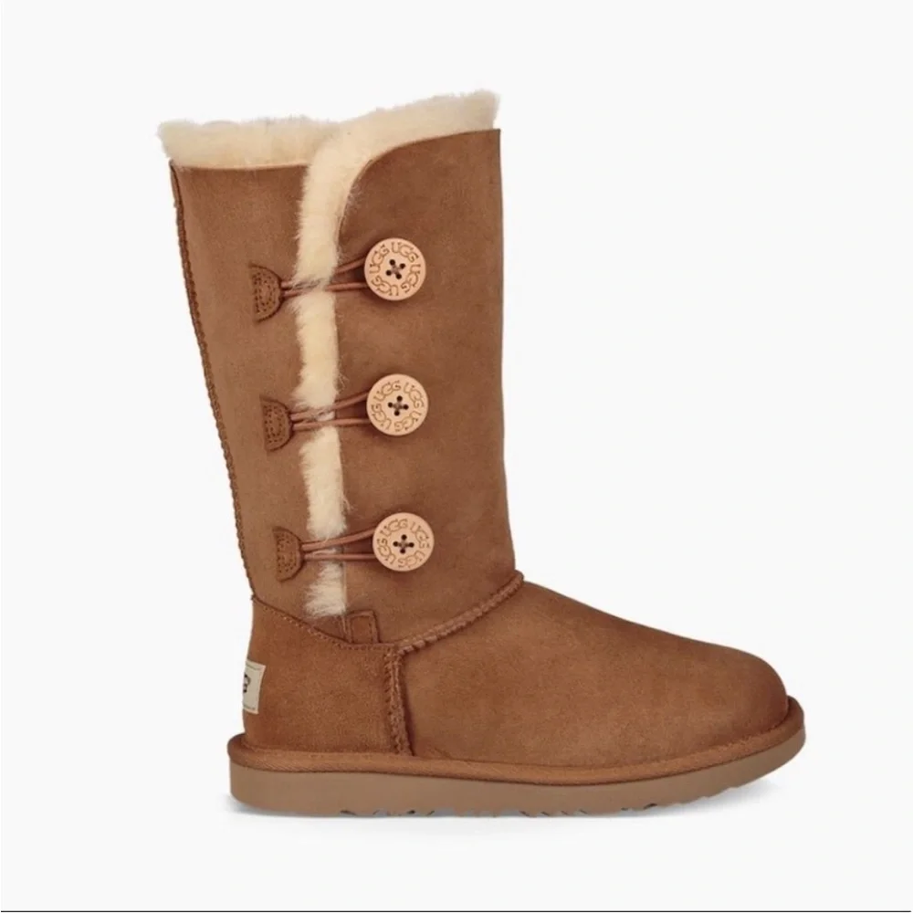 Ugg Bailey Button Boots Ladies size 10 - Picture 1 of 13